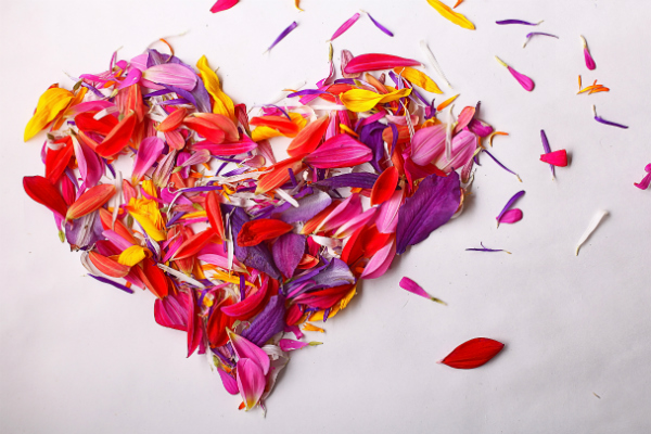 love is in the air with these essential oils