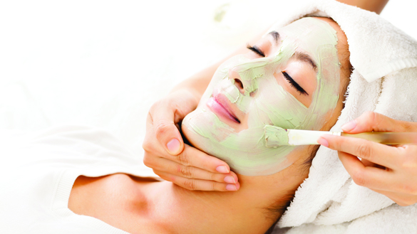 Clay mask shutterstock_265297949_low res