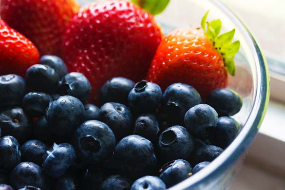 berries-blueberries-bowl-139751-pexels